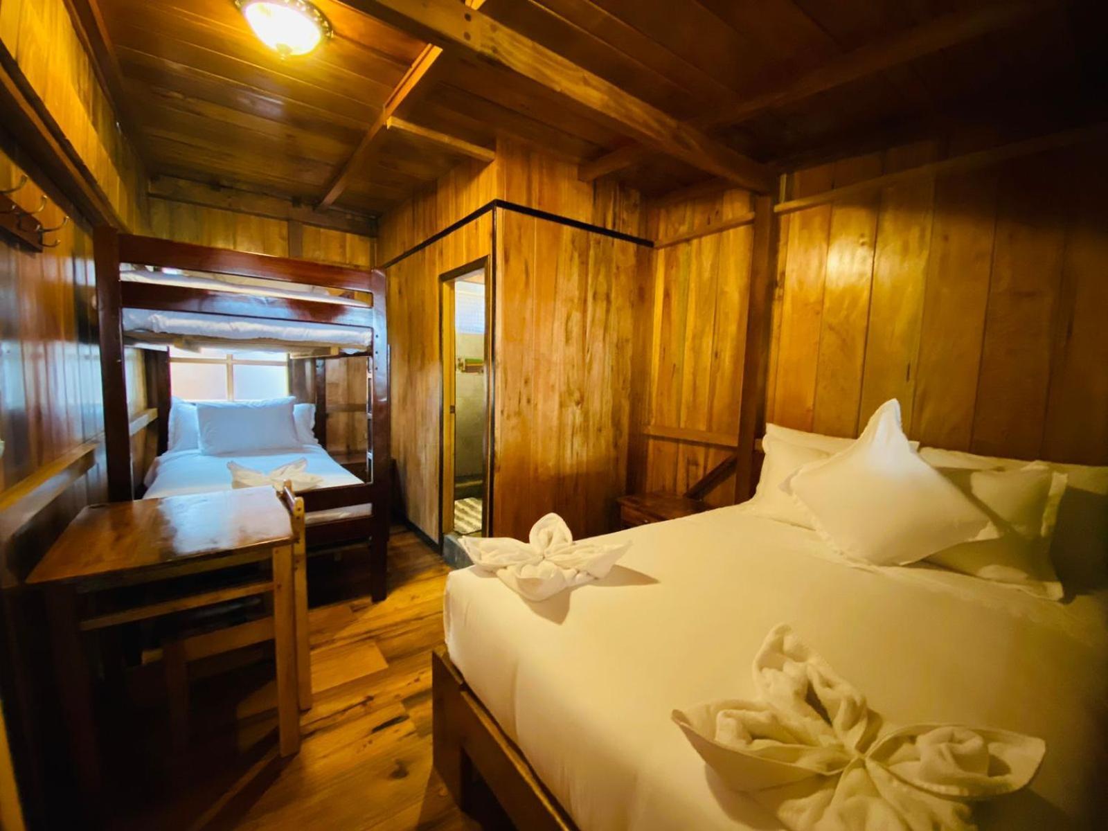 Guayabo Hostal Mindo Værelse billede