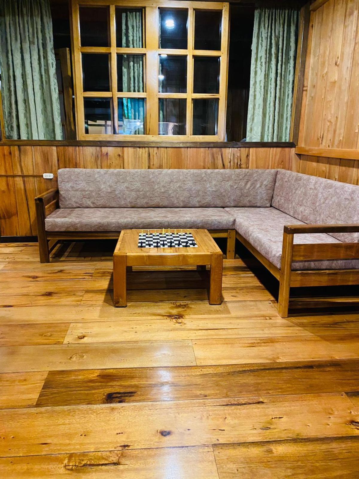 Guayabo Hostal Mindo Eksteriør billede