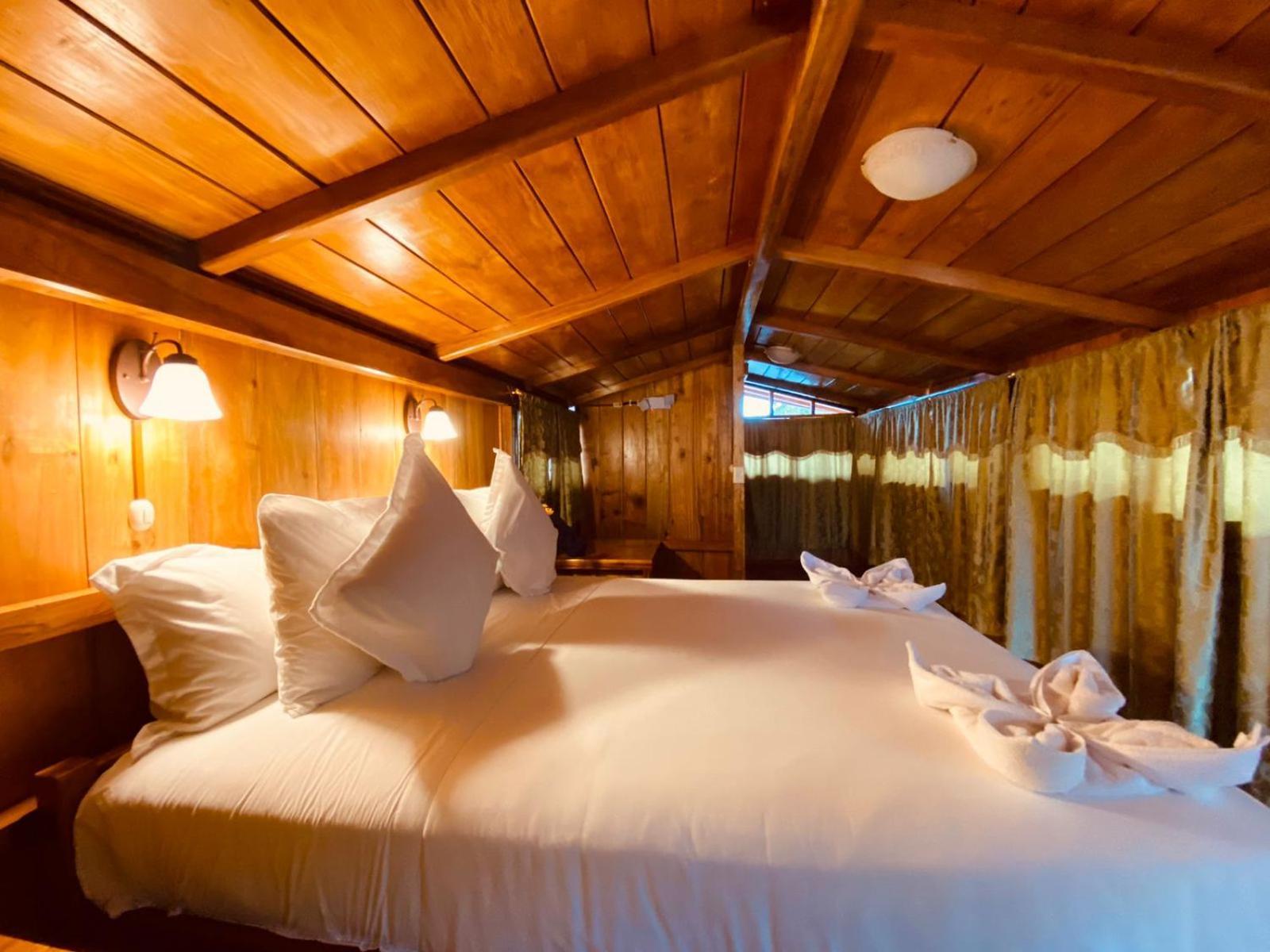 Guayabo Hostal Mindo Eksteriør billede