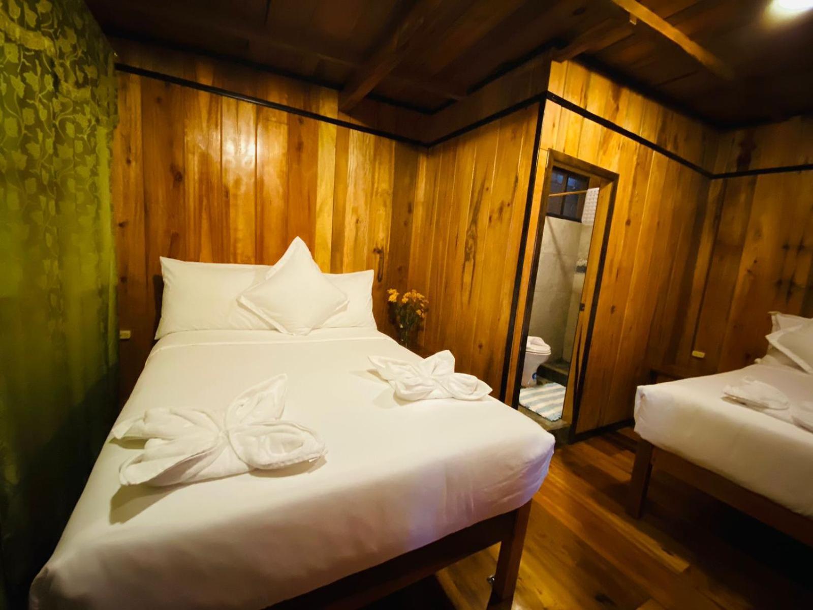 Guayabo Hostal Mindo Værelse billede