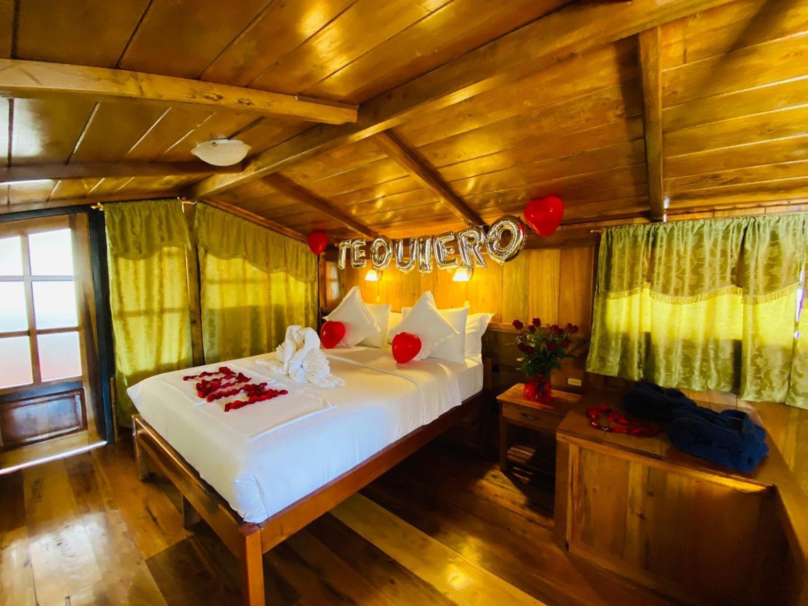Guayabo Hostal Mindo Værelse billede